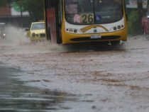 Martes con lluvias y descenso de temperatura