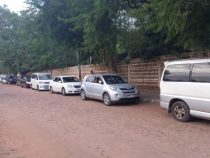 Larga fila en el Cerro Ñemby para vacunación contra el Covid-19