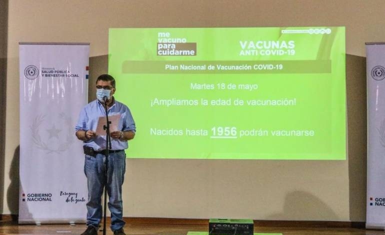 Stock de vacunas „al límite“: Borba admite que bajaron rango de edad ante poca afluencia