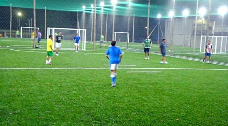 Fútbol amateur con 4-4 vuelve hoy: dueños de canchas se resignan