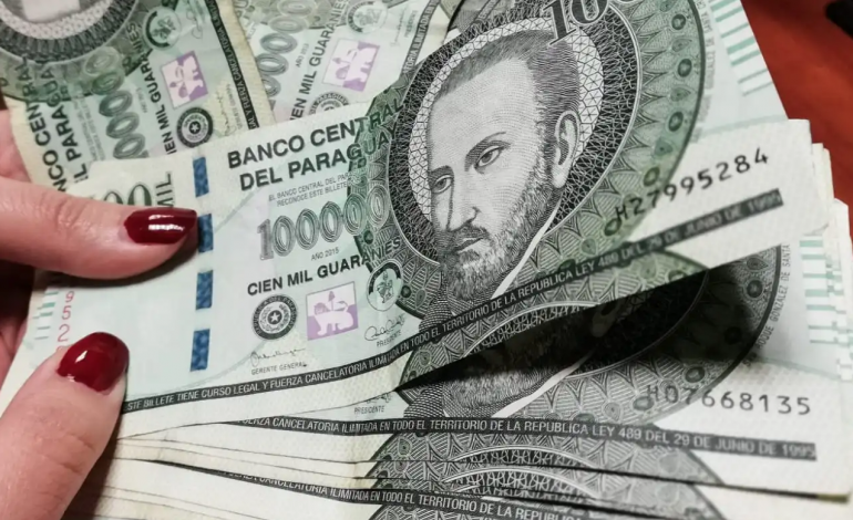 Obreros piden reajuste salarial en un orden superior a los 500 mil guaraníes