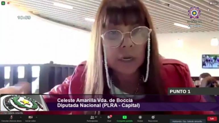 Celeste Amarilla queda varada en Panamá tras vacunarse en EEUU