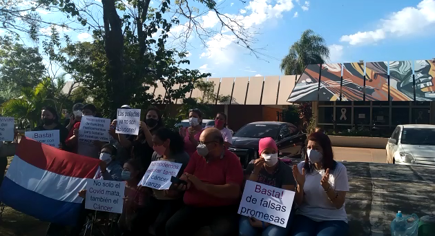 Terrible suplicio: pacientes oncológicos siguen rogando por medicamentos