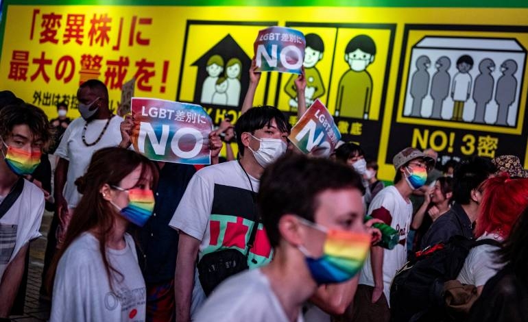 Colorida protesta en Tokio a favor de ley contra discriminación