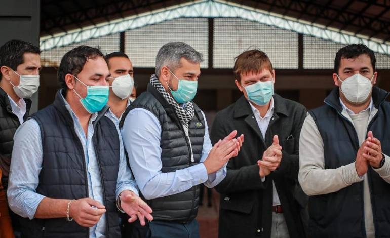 Marito inaugura polideportivo: “Dejaré como legado un inédito fortalecimiento de salud”