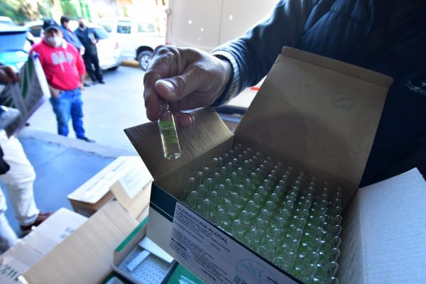 Salud recibe medicamentos por más de G. 1.500 millones adquiridos a través de la EBY