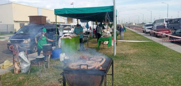 Feria granjera prosigue este viernes en la Costanera de Asunción