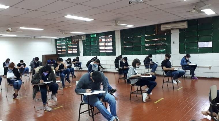 Becal presentó listado de 127 becarios para el primer semestre