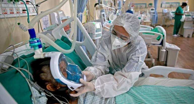 Brasil registra la cifra más alta de casos positivos de COVID-19 desde marzo
