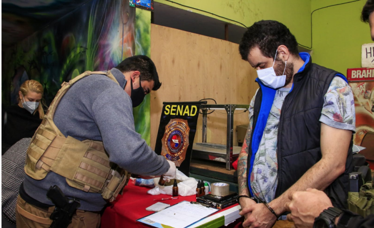 Intervienen bar que vendía “pizza especial” con moñitos de cocaína