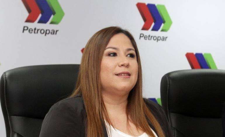 Fiscalía presenta acusación contra Patricia Samudio por compra de agua tónica y pide juicio oral