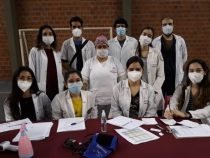 Cerca de 500 estudiantes de Medicina colaboran con la vacunación anticovid