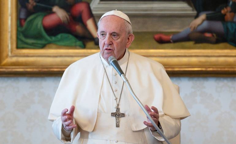 El papa dice que el trabajo „es una unción de dignidad“