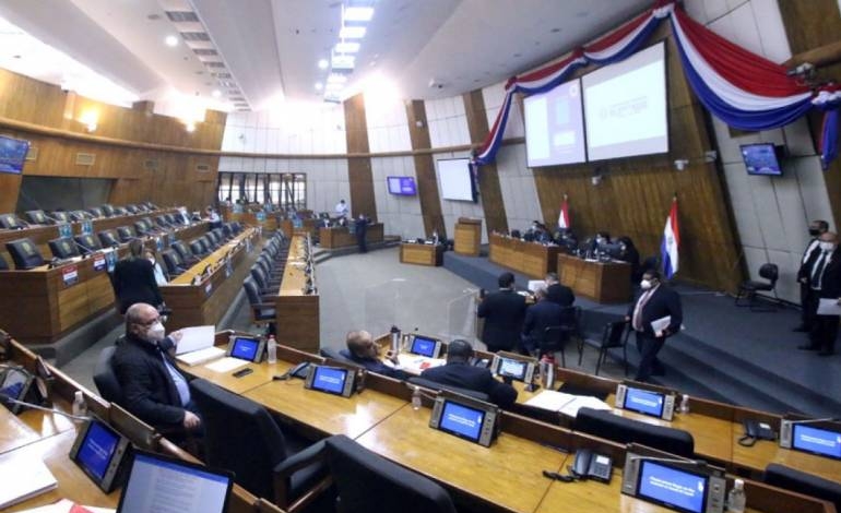 Congreso envía a Marito la ley que controla a las binacionales