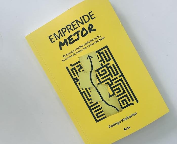 Presentan libro „para emprender mejor“