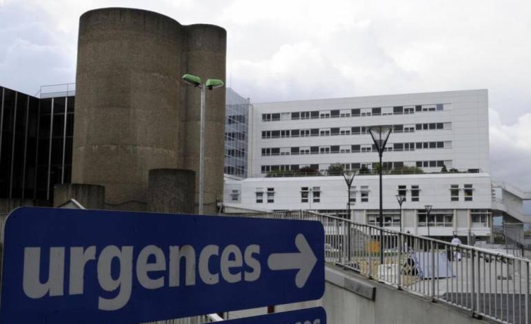 Sigue creciendo la presión hospitalaria en Francia y se registran 43 muertos