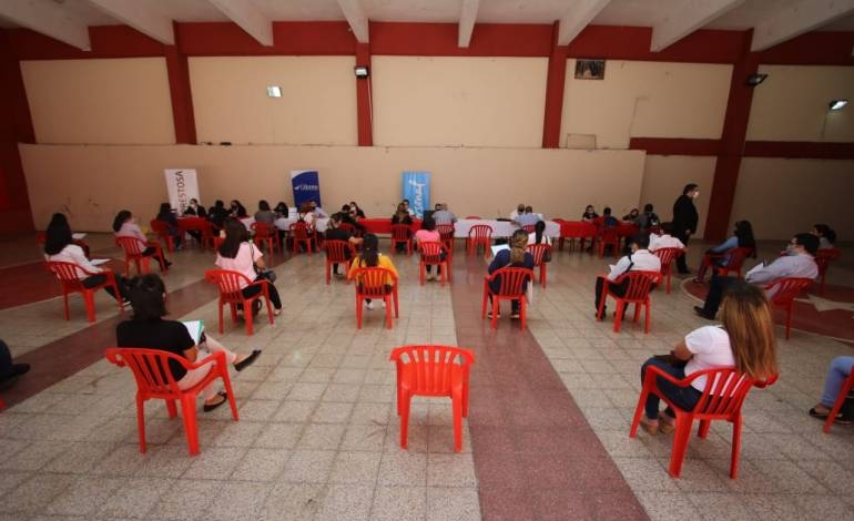 Ofrecen vacancias a personas que no terminaron el colegio