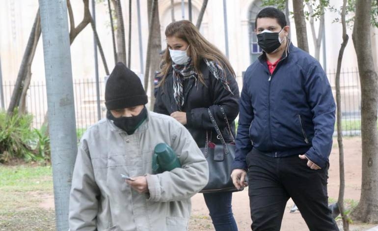 Día muy frío y con escarchas al amanecer