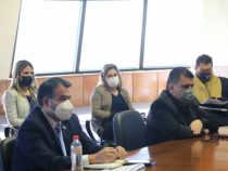 Falta dinero para pagar vacunas y para comprar nuevas dosis