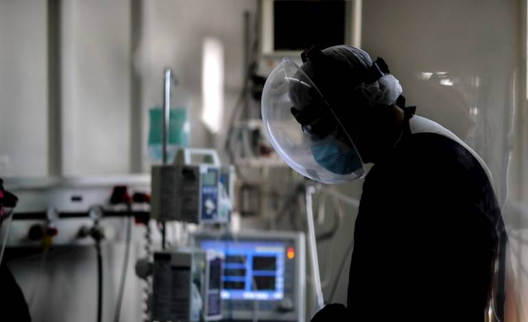 Argentina registra 6.935 nuevos casos de COVID-19 y 115 fallecimientos