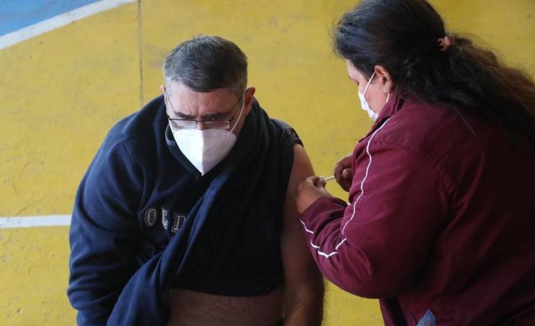 Viernes exclusivo de segundas dosis por terminación de cédula