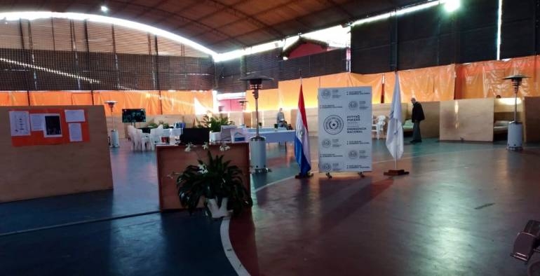 En fría noche, 25 personas durmieron en albergue de la SEN