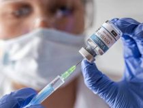 No cobran horas extras: vacunadores hacen “brazos caídos” en San Pedro