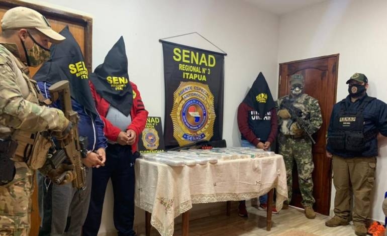 Incautan 35 paquetes de cocaína en una vivienda de Encarnación