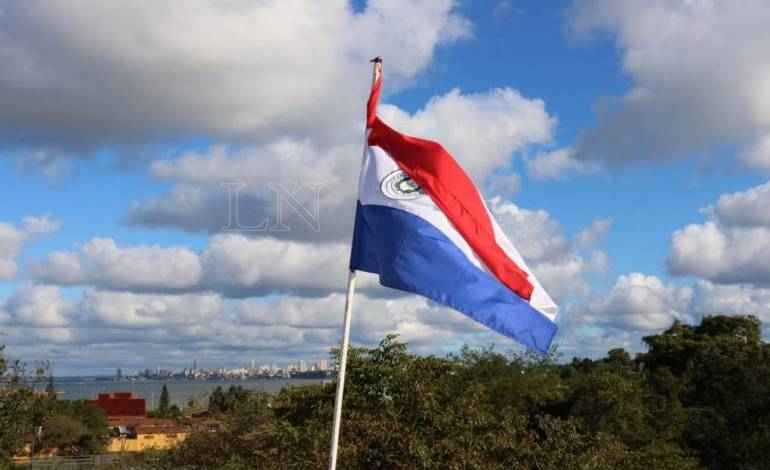 Domingo con alta temperatura, descenso desde mañana