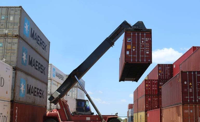 Aduanas registró superávit de 19% en la recaudación por sexto mes consecutivo