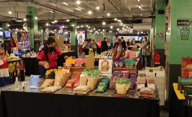 Feria de emprendedores con más de 100 emprendedores hoy