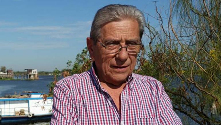 Feliciano Acosta representa a Paraguay en el festival de poesía de Medellín