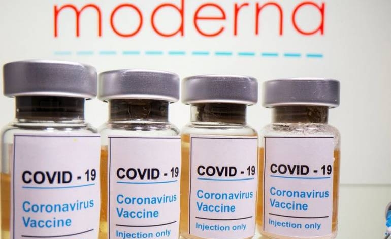 Anuncian el arribo de casi 100.000 dosis de Moderna
