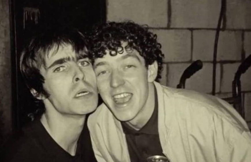 El primer batería de Oasis, hospitalizado tras sufrir un infarto