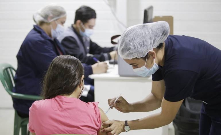 Segundas dosis para adolescentes: lo que hay que tener en cuenta