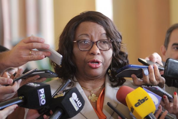 OPS advierte que sólo una de cada cuatro personas tiene completa vacunación anticovid en Latinoamérica