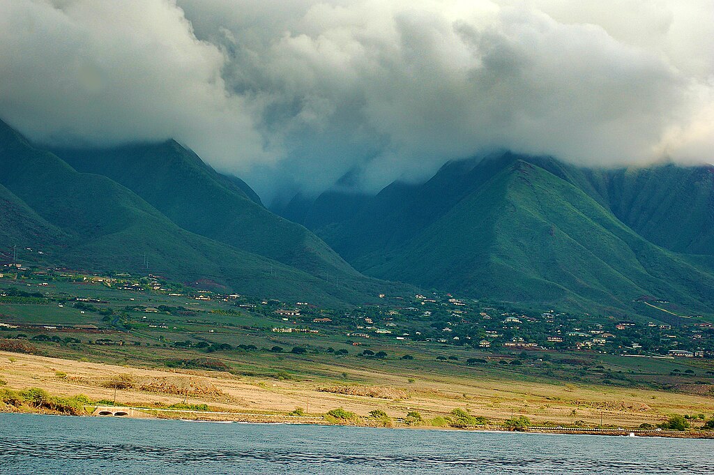 Lahaina_Maui_04.jpg