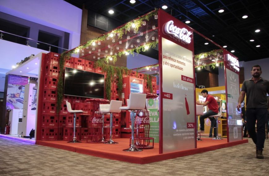 Coca-Cola Paresa con innovación y sostenibilidad en la Expo Capasu 2023